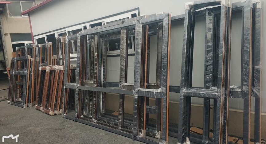 鞍山市天乙門窗工業(yè)有限公司沈陽經(jīng)銷商所訂貨品已完成，經(jīng)過檢驗后進(jìn)行包裝，準(zhǔn)備發(fā)貨